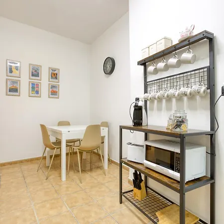 Charming & Cosy 2br With Wifi In By 360 Estates بيرغو