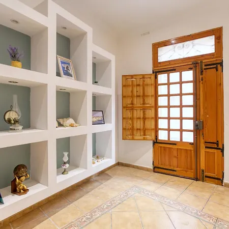 Charming & Cosy 2br With Wifi In By 360 Estates شقة بيرغو