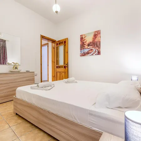 Charming & Cosy 2br With Wifi In By 360 Estates بيرغو